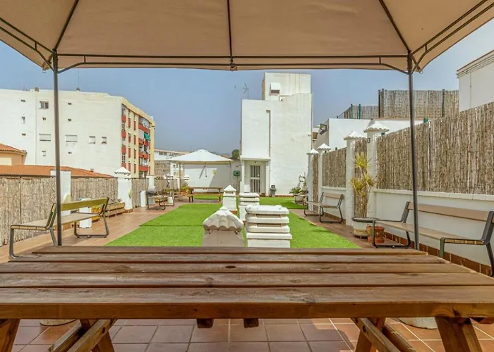 Apartamento Centrico La Merced 2 - Free Parking & Free Gym * Màlaga
