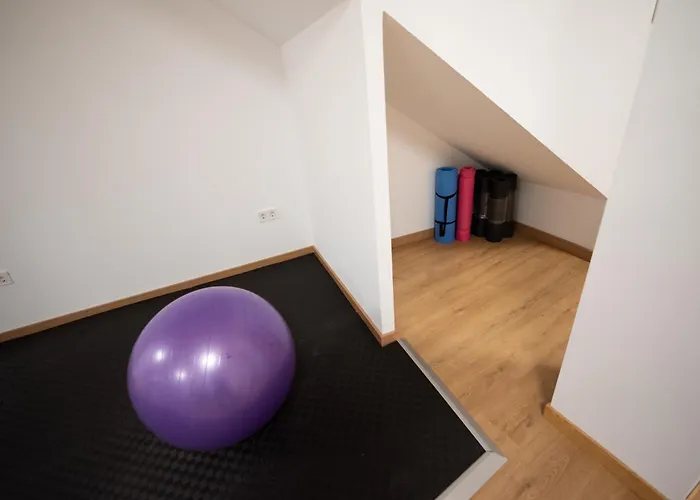 Apartamento Centrico La Merced 2 - Free Parking & Free Gym Màlaga
